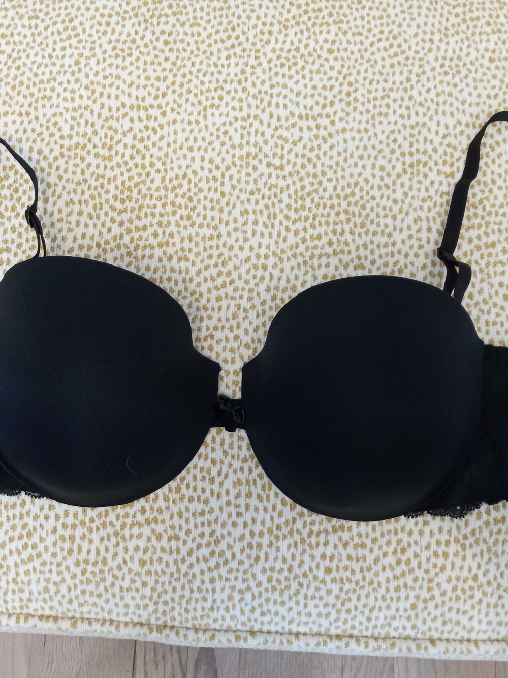 Victoria’s Secret Angels Black Strapless Multi-Way Lace Convertible Bra 38C